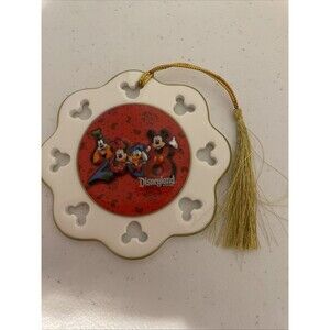 Disneyland 2008 Collectors Snowflake Ornament Authentic Disney Parks Pixar